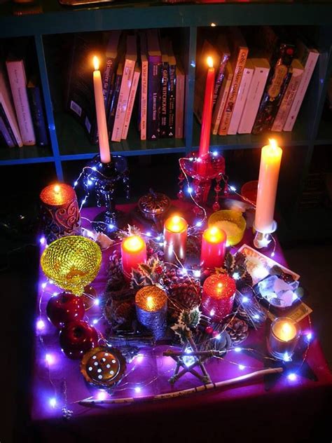 Bringing Joy and Witchcraft Energy to Your Yuletide with Ornament Spells
